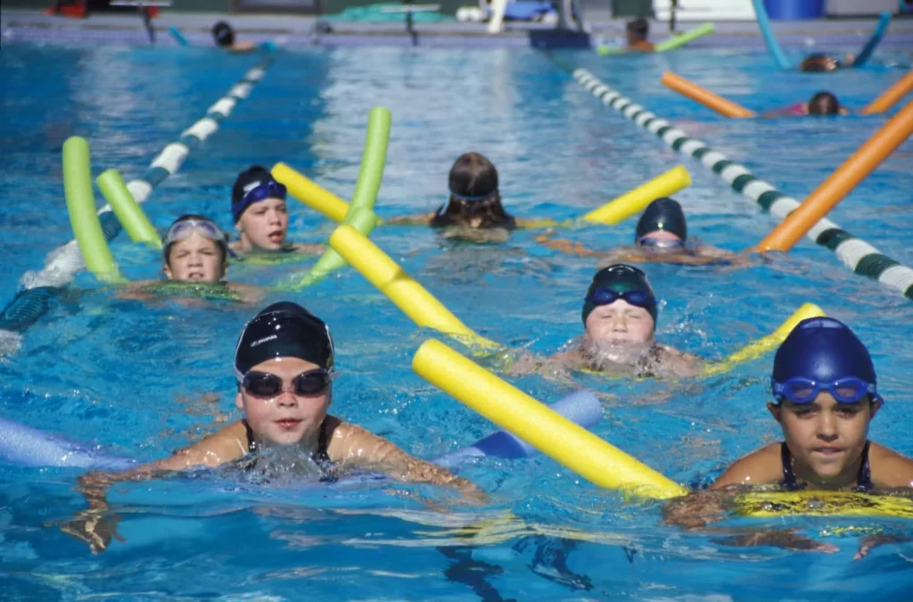 Ejercicios de natación para niños